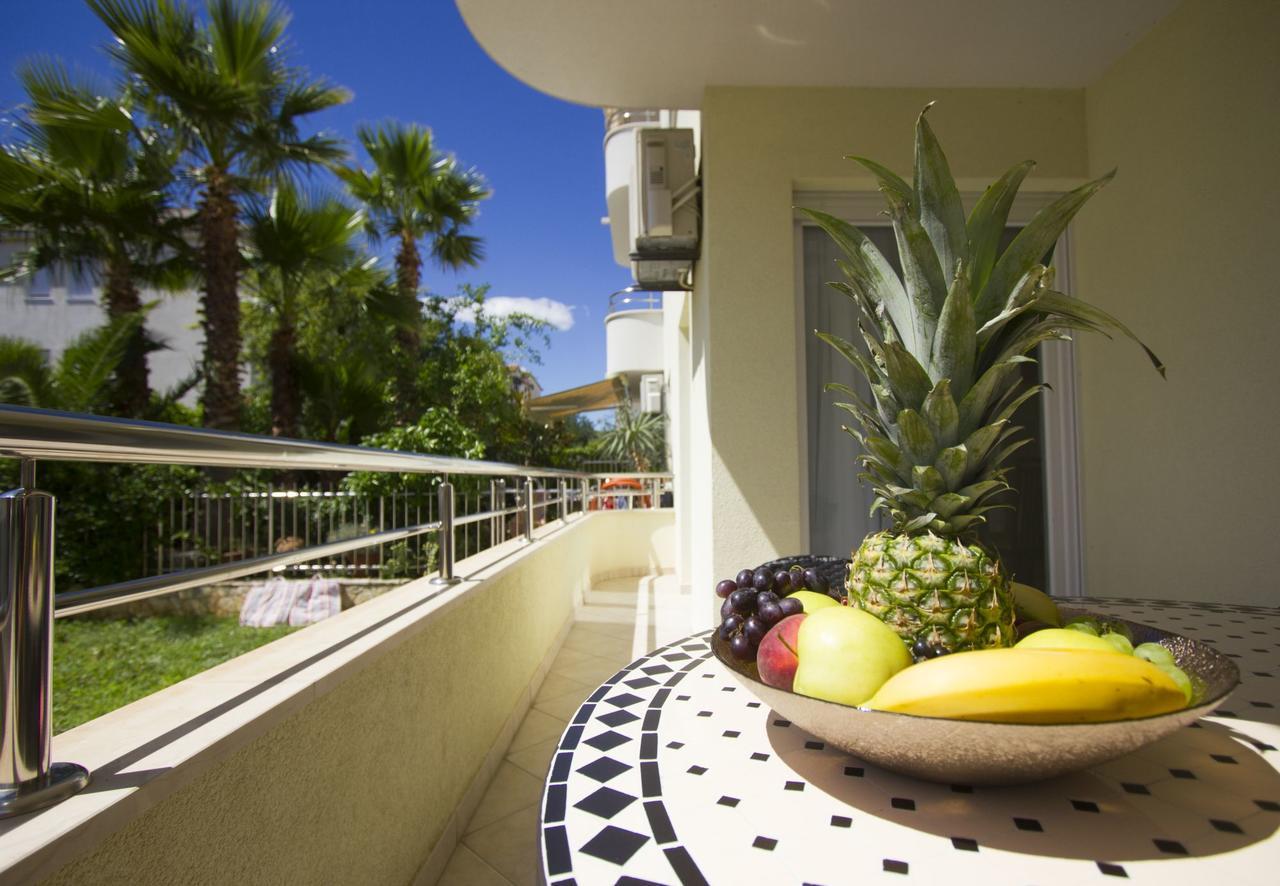 Apartments Paradise Trogir Exterior photo
