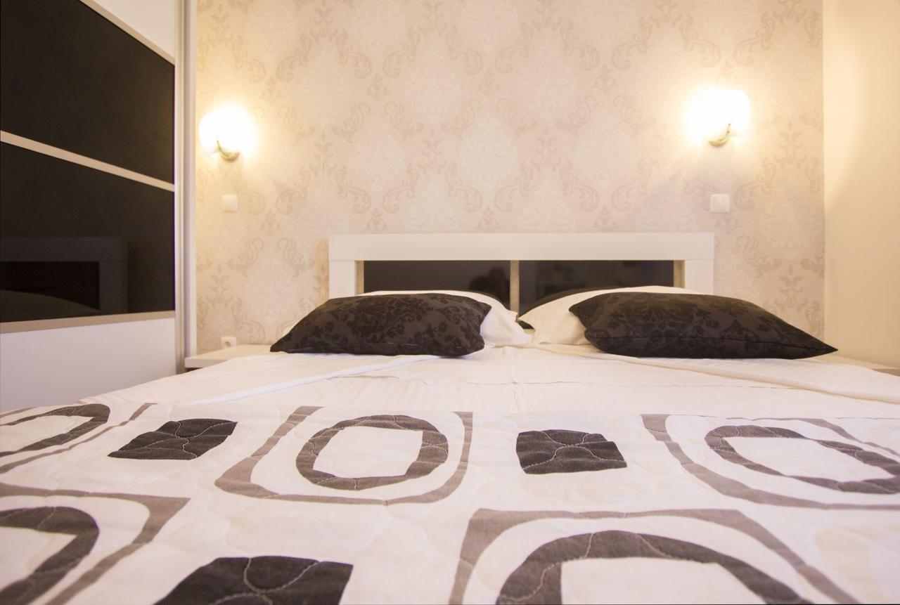 Apartments Paradise Trogir Exterior photo
